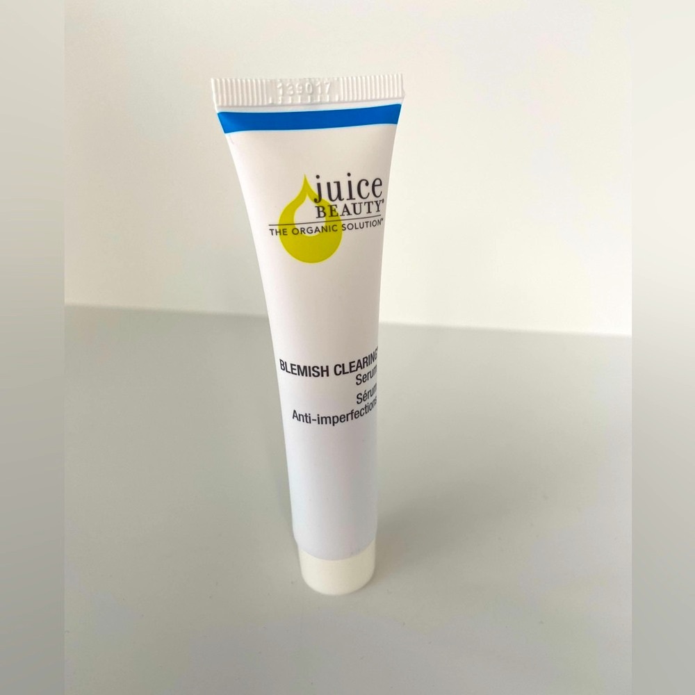 Juice Beauty Blemish & Acne Serum Blemish & Breakout Clearing Skincare Treatment - Picture 5 of 5